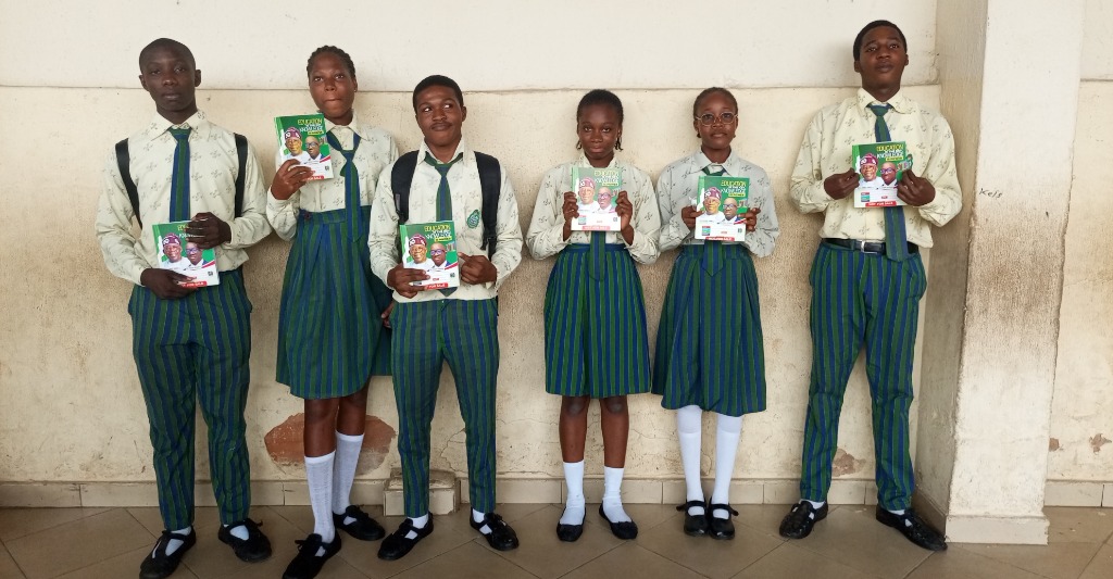 Smiling students on campus
